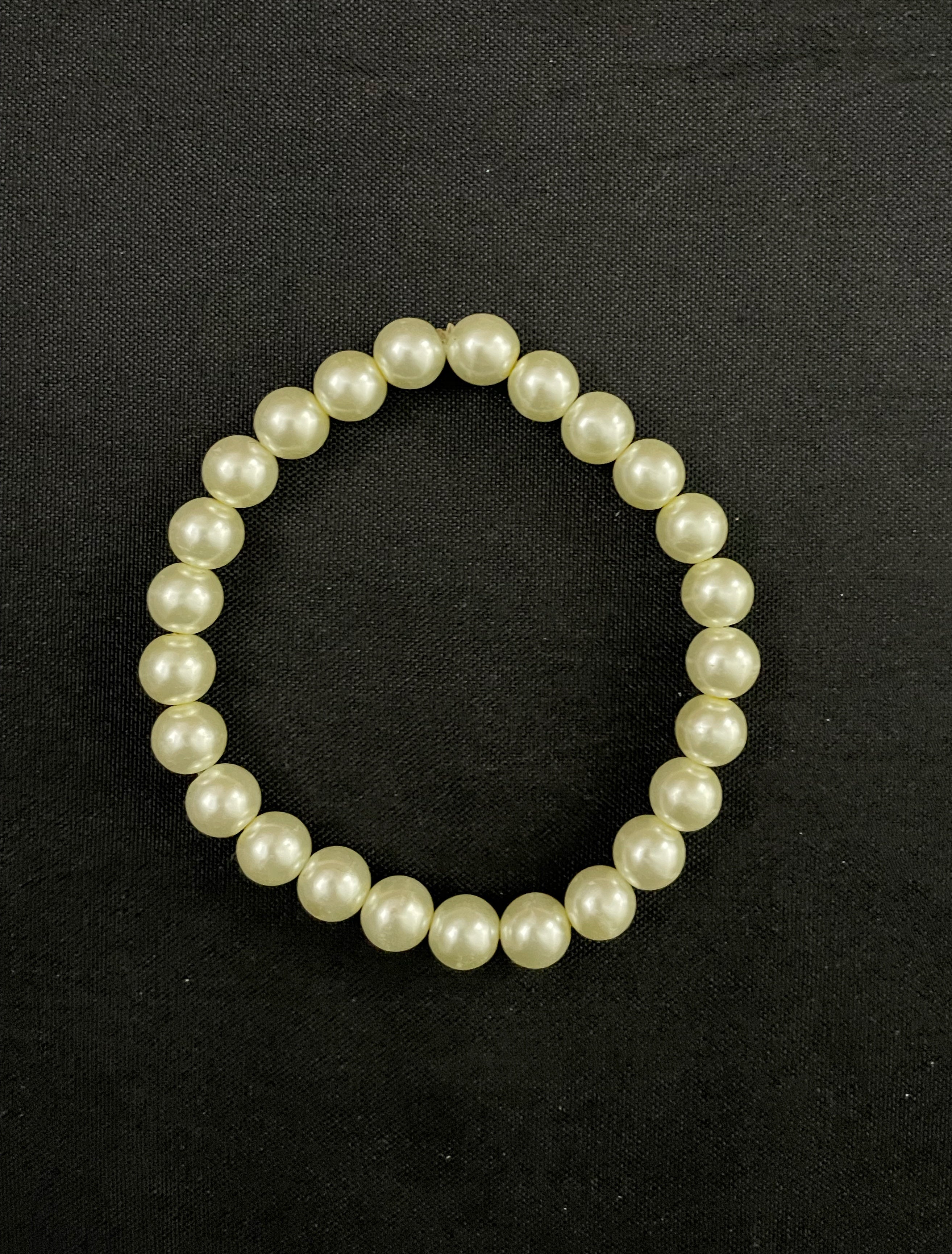 Cream Glass Pearl Stretchy Bracelet