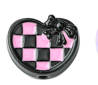 Hounds Tooth Pattern Paint Alloy Bead - Heart - 14x11x5mm - 2 per bag