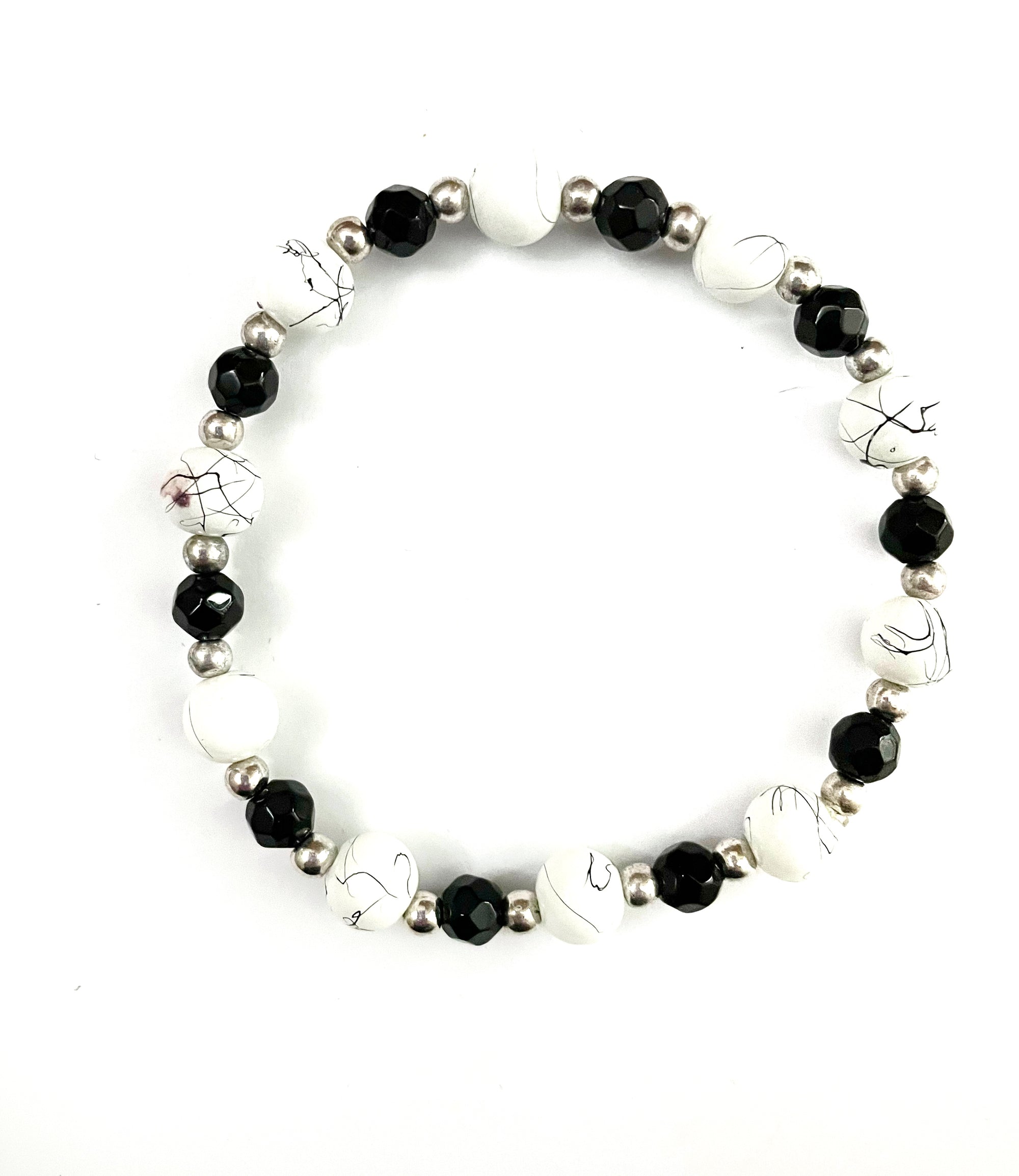 White Howlite with Black Lines Stretchy Bracelet
