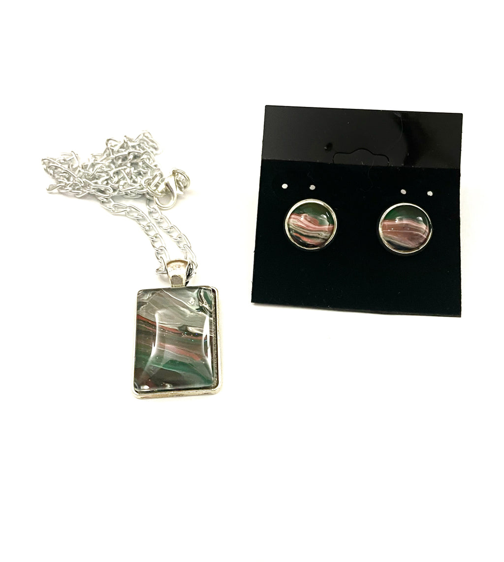 Red and Green Acrylic Set