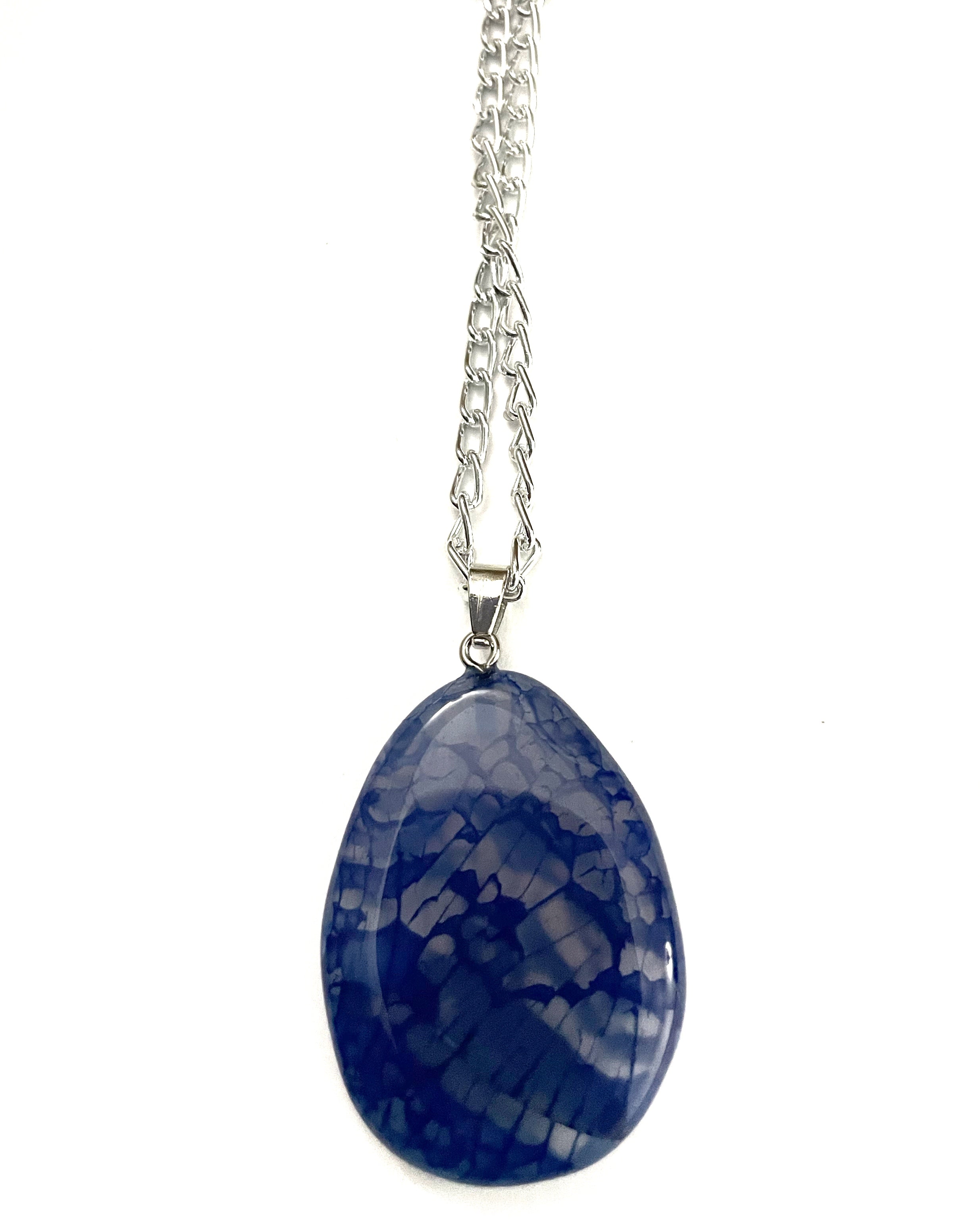 Agate Pendant Necklace