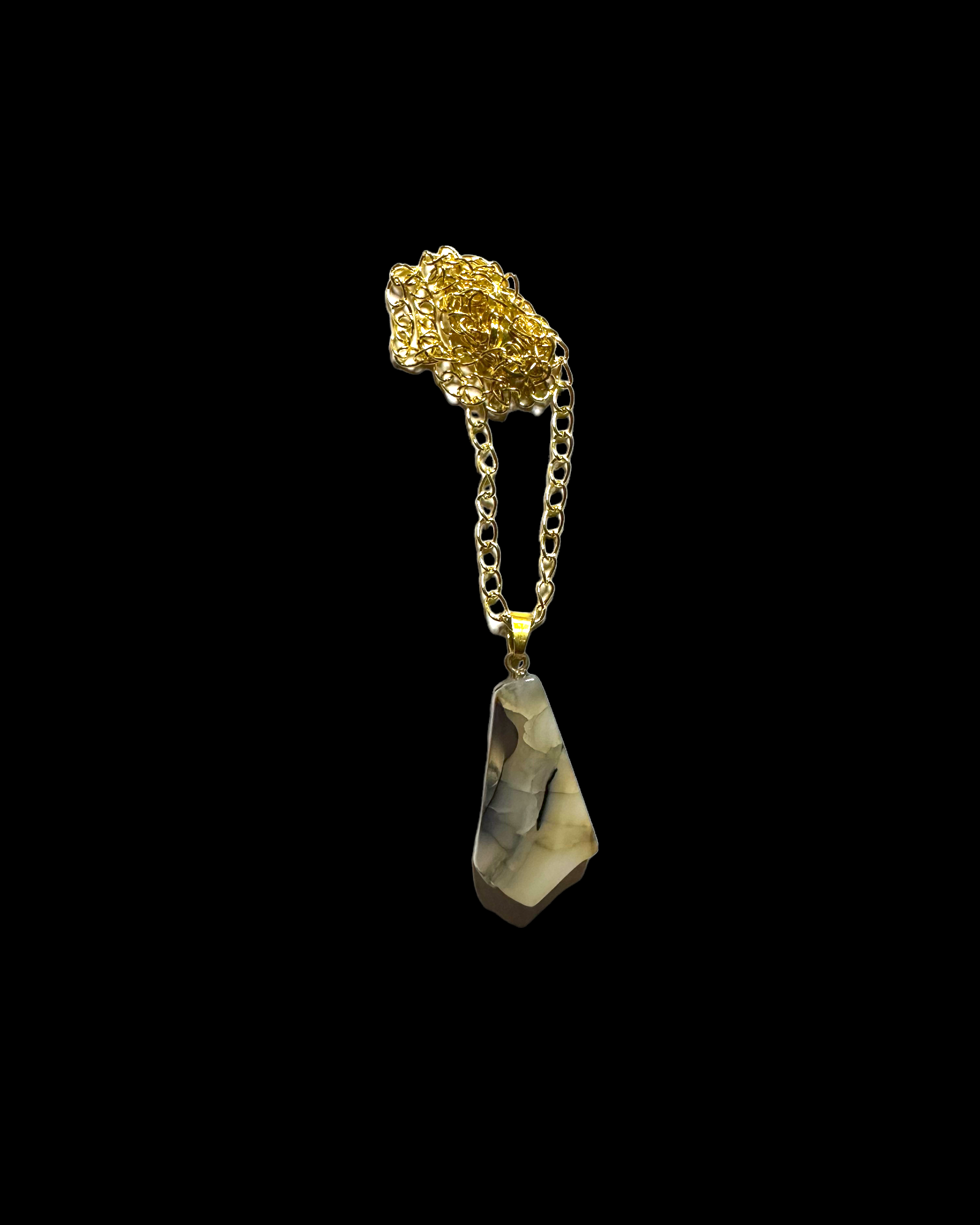 Agate Pendant Necklace